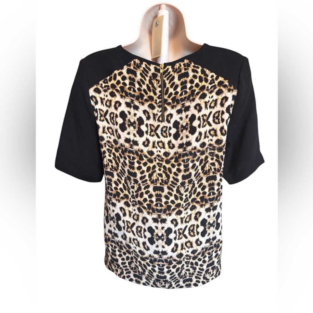 A.L.C. Lizzy Leopard Silk Blouse Women's Size 2 Black Raglan Short Sleeves - Picture 2 of 8